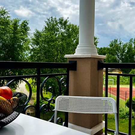 Apartello Modern Apartments In Downpark Slăntjev Brjag Exteriör bild
