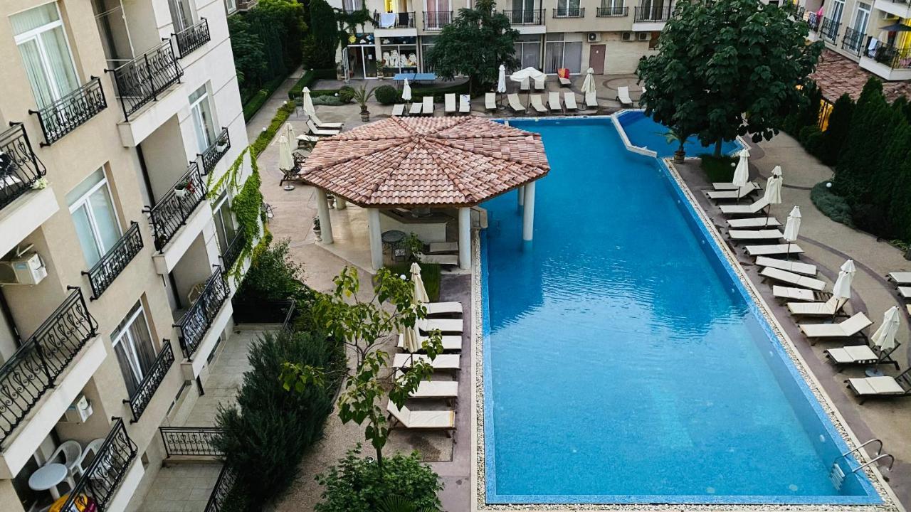 Apartello Modern Apartments In Downpark Slăntjev Brjag Exteriör bild