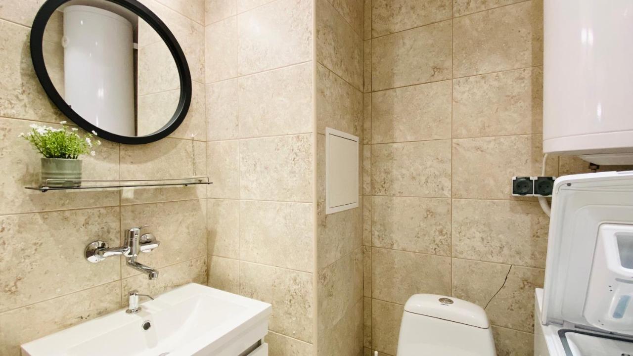 Apartello Modern Apartments In Downpark Slăntjev Brjag Exteriör bild