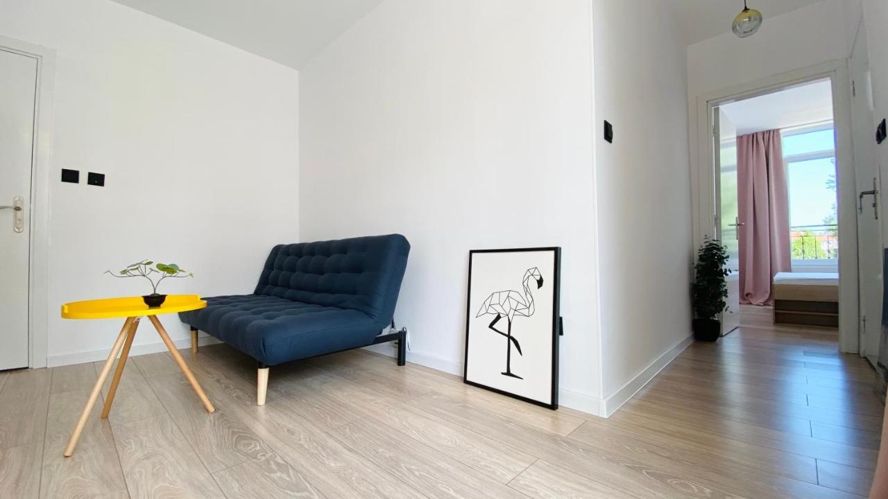 Apartello Modern Apartments In Downpark Slăntjev Brjag Exteriör bild