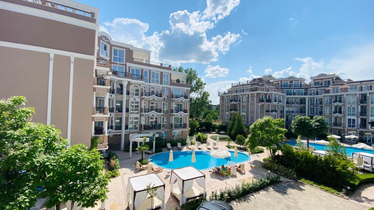 Apartello Modern Apartments In Downpark Slăntjev Brjag Exteriör bild
