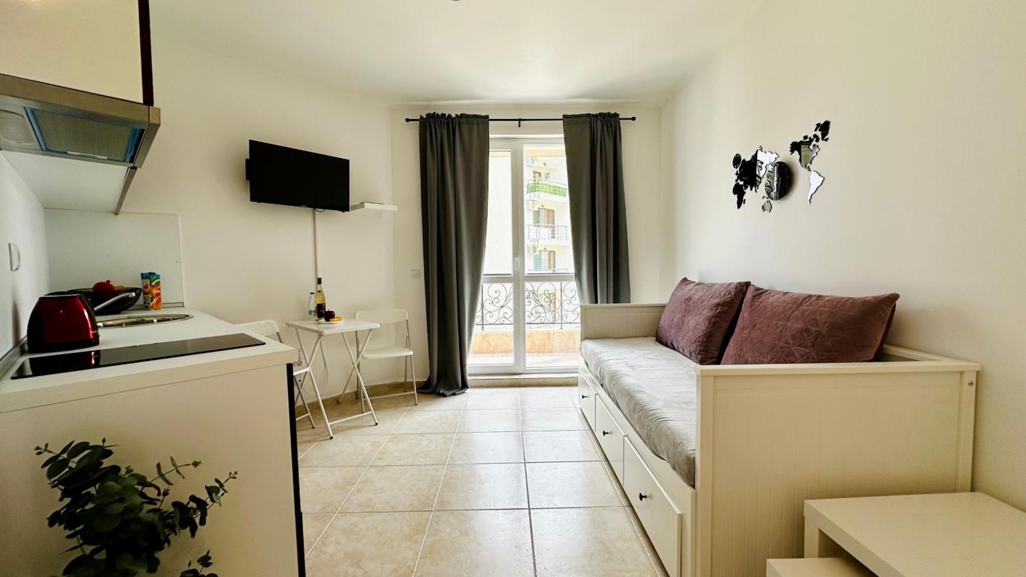 Apartello Modern Apartments In Downpark Slăntjev Brjag Exteriör bild